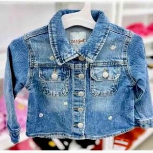 Girls Embroidered Daisy Jean Jacket - Cat & Jack - size small (6/7)